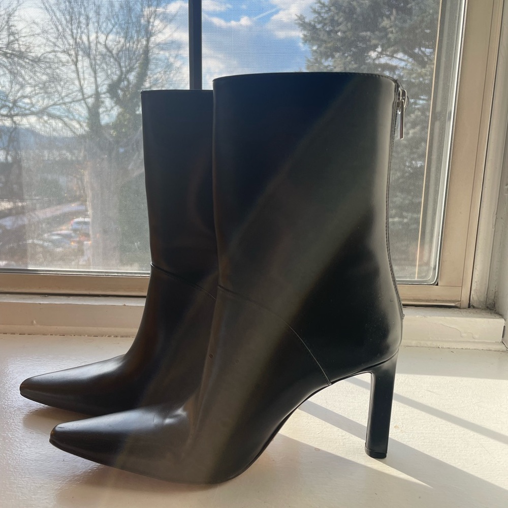 Elegant Black H&M Heeled Women's Ankle Boots size 38